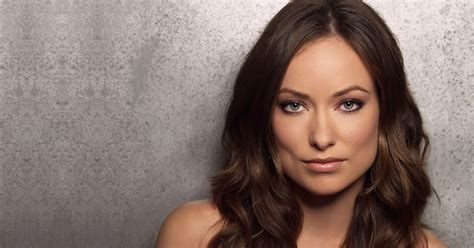 Olivia Wilde surge completamente nua em série e causa ...